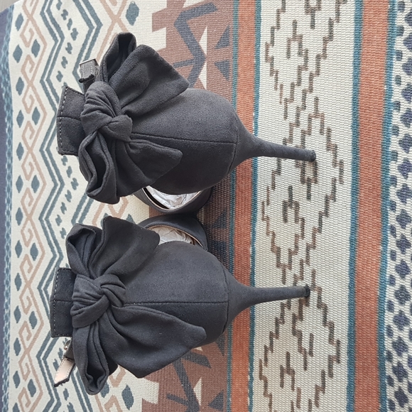 Reeva, 8.5, Gray - Picture 3 of 4